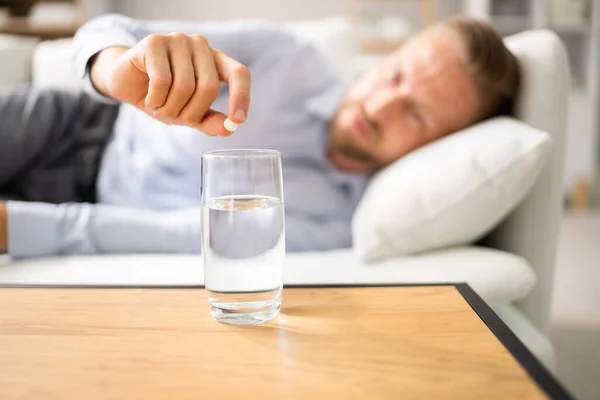 Man Hangover Taking Medicine Pill Cure — 图库照片