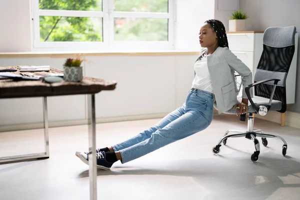 Triceps Dips Chair Exercise Office Desk — Stock Photo, Image