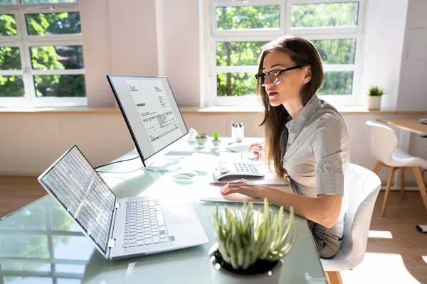 Digital Electronic Bill Accountant Invoice Desktop Computer — Stock Photo, Image