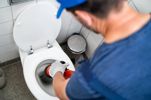 Plumber Toilet Blockage Assistance Cleaning Plumbing — Stock Photo, Image