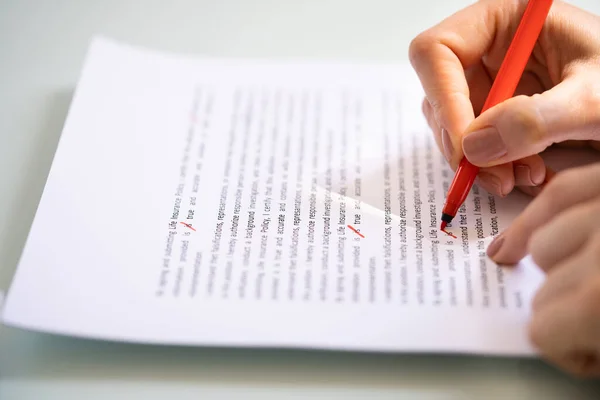 Script Proofread Sentence Grammar Spell Check Correct Mistakes — Stock Photo, Image