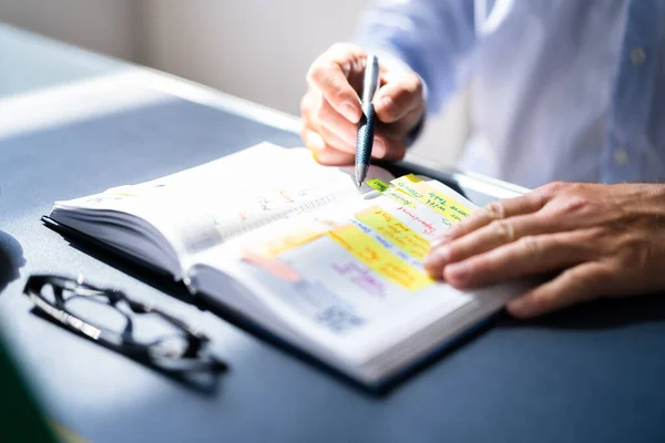 Terminkalender Agenda Oder Organisator Schreibtisch — Stockfoto