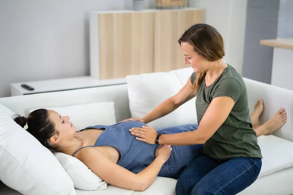 Pregnant Woman Massage Doula Baby Care Pregnancy Service — ストック写真