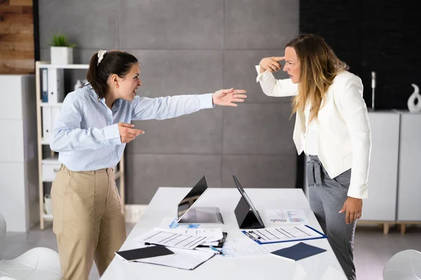 Workplace Conflict Business Woman Fighting Envy Argue — Stock fotografie
