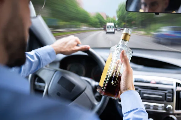 Drunk Car Accident Man Hand Alcohol — Stock Photo, Image