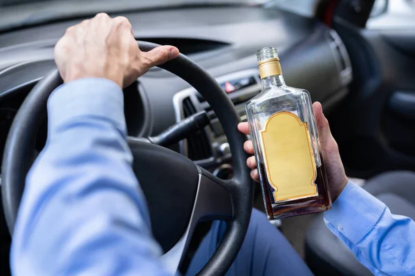 Drunk Car Accident Man Hand Alcohol — Zdjęcie stockowe