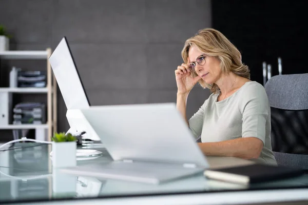 Depressed Tired Lady Using Computer Upset Woman — Photo