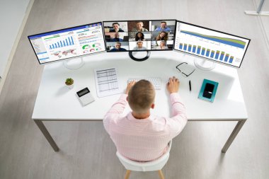 Çevrimiçi Video Konferansı İzleme Öğrenme Giysi Toplantısı