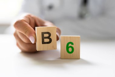 B6 vitamini Tıbbi Doktor El. Sağlık Önleme