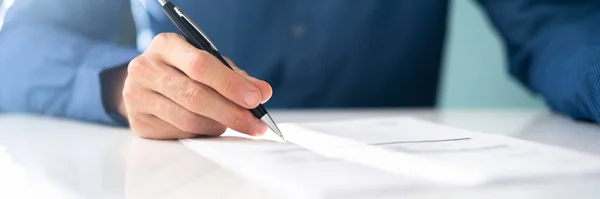 Agreement Signature Pen Hand Signing Paper Form — Fotografia de Stock