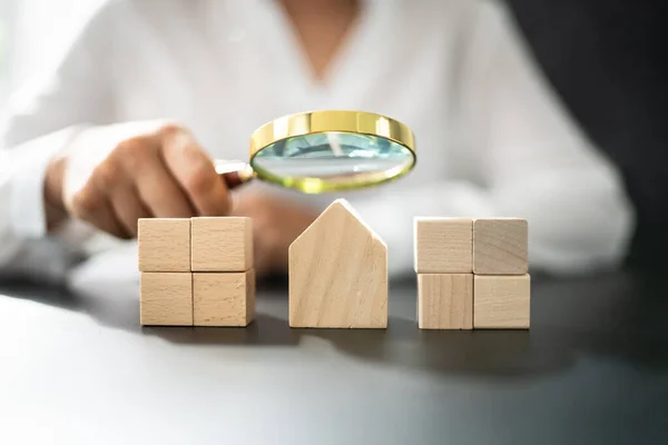 Avaliação Inspeção Imóveis Verificando Casa — Fotografia de Stock