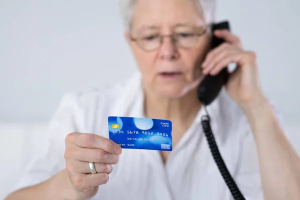 Elder Scam Call Senior Pension Finance Fraud — Stock Photo, Image