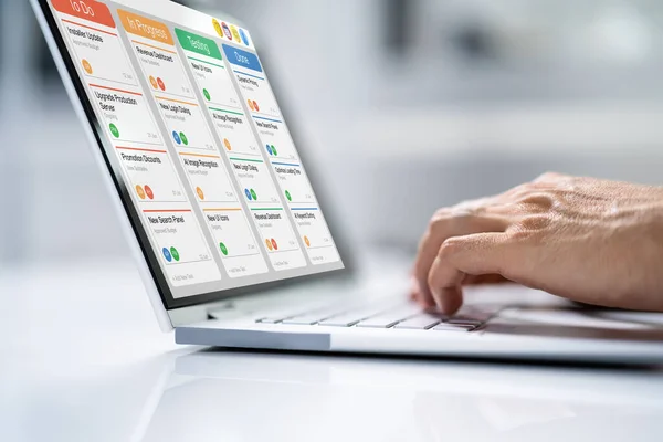 Kanban Scrum Plan Board Plan App Auf Dem Management Tablet — Stockfoto