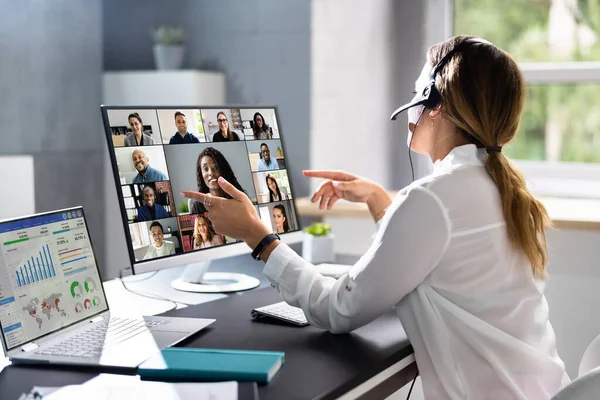 Online Video Conference Virtual Meeting Multiple Screens — Stock Photo, Image