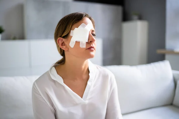 Eye First Aid Care Medicine Plaster Pain Injury — Stockfoto