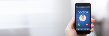 Doktor 'dan gelen telefon. Akıllı Telefon Randevusu
