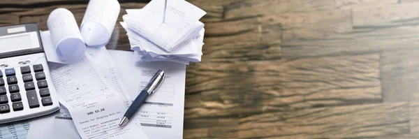 Prüfung Der Steuergesetze Und Rechnungslegung Für Die Unternehmensfinanzierung — Stockfoto