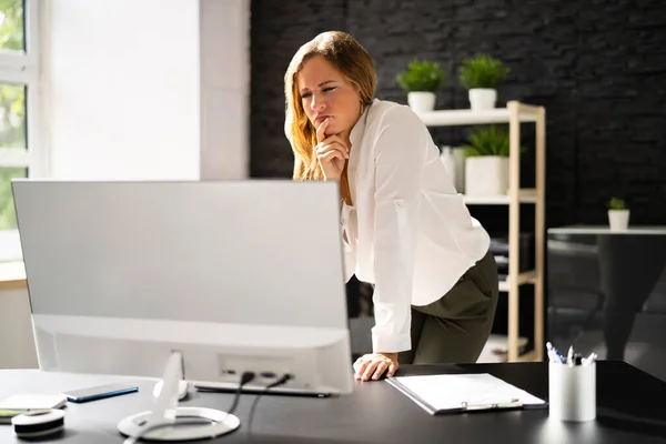 Business Executive Woman Working Corporate Computer — Stock Photo, Image