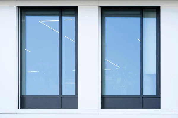 Hauswand Außen Moderne Wohnung Fenster — Stockfoto