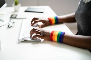 Ayrıcalıklı LGBT Renkleri. Çeşitlilik ve Kapsama Sigortası