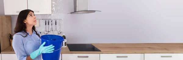 Ceiling Water Leak Woman Holding Home Damage — Stock Photo, Image