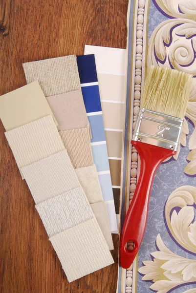 Estofos e cor da pintura escolhendo para o interior — Fotografia de Stock