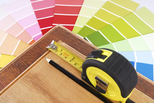 Laminat ve tape ölçmek ve kalem