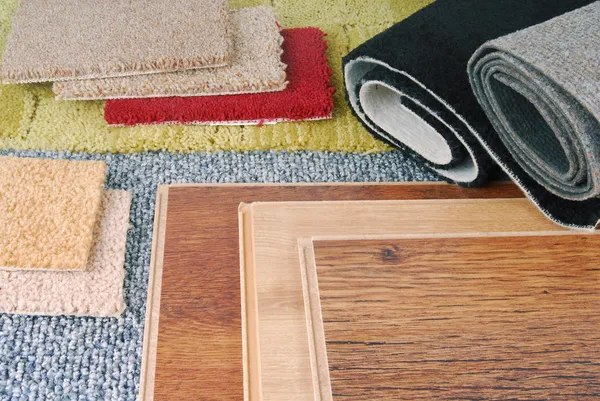 Carpet and laminate choice for interior — Stock Photo, Image