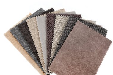 İç tasarım için kumaş örneklerinin yakın plan seçimi