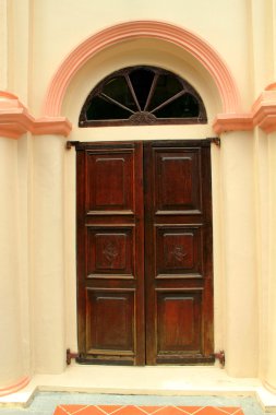 Malay Camii kapısı