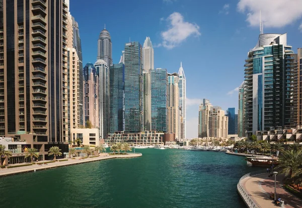 Dubai Verenigde Arabische Emiraten Januari 2022 Dubai Marina Overdag Wolkenkrabbers — Stockfoto