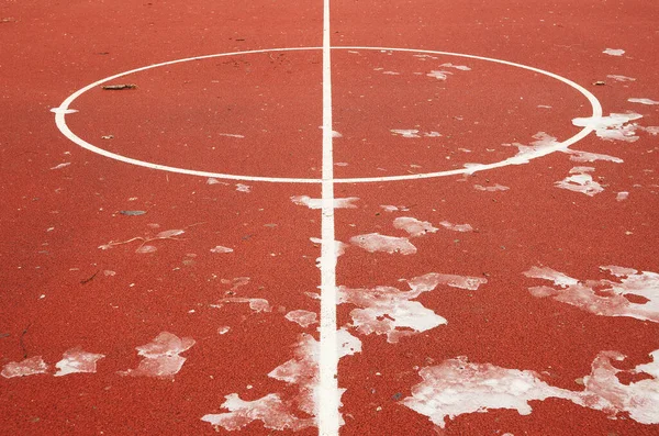 Kışın Basketbol Bahçesinin Merkezi — Stok fotoğraf