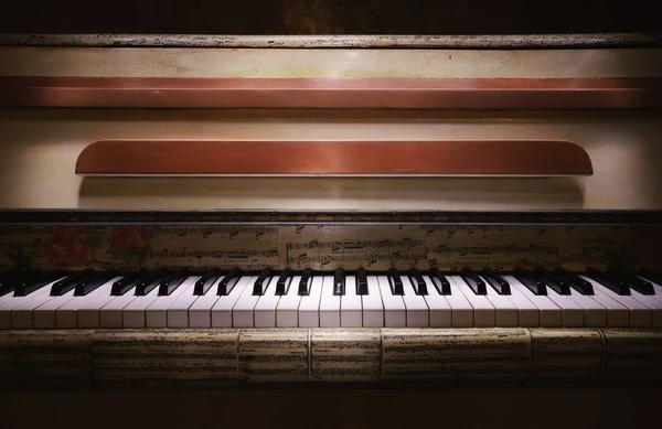 Decorated Upright Piano Closeup View — Stock Photo, Image