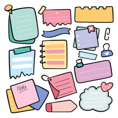 Not kağıtları beyaz arkaplanda izole edilmiş.