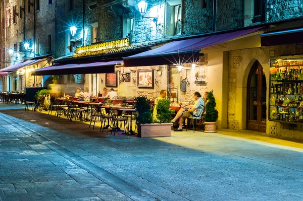 Vida nocturna en San Marino — Foto de Stock