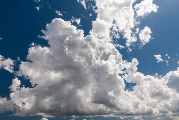 Hermoso cielo fondo — Foto de Stock