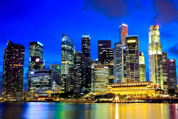 Singapore city skyline nacht — Stockfoto