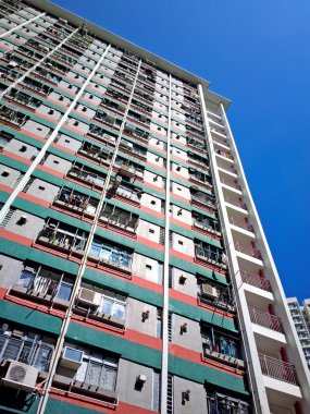 Hong Kong 'da halka açık bir apartman.