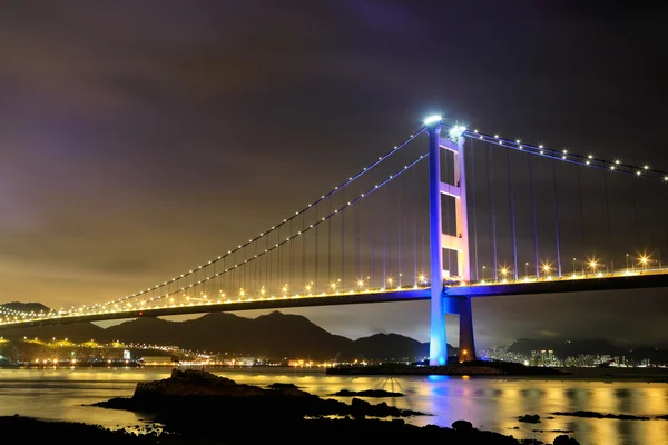 Escena nocturna del puente Tsing Ma — Foto de Stock