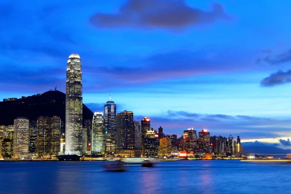 Hong kong skyline à noite — Fotografia de Stock