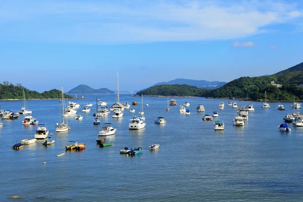 Yate en la bahía — Foto de Stock