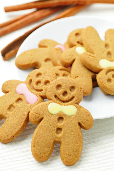 Hembakade pepparkakor män — Stockfoto