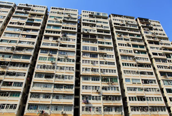 Edifício de apartamentos em Hong Kong — Fotografia de Stock