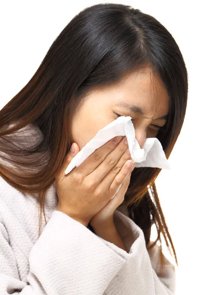 Estornudo asiático mujer — Foto de Stock