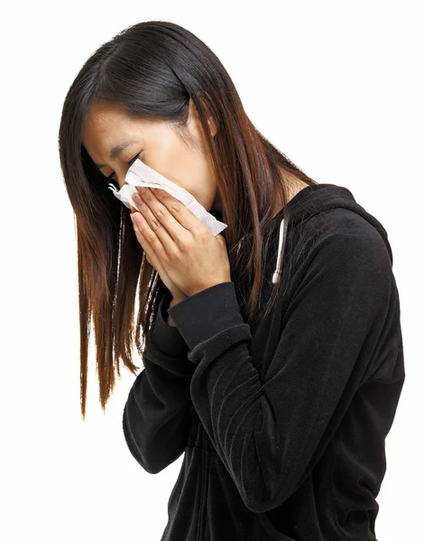 Mujer estornuda — Foto de Stock