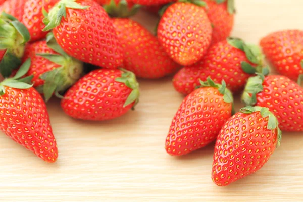 Frische Erdbeeren — Stockfoto