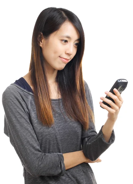 Asian woman read sms on phone — Stock Photo, Image