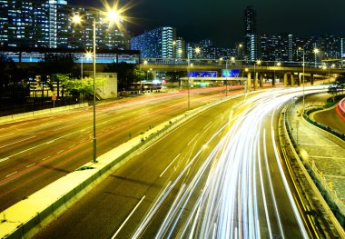 trafik lambası, gece karayolu üzerinde