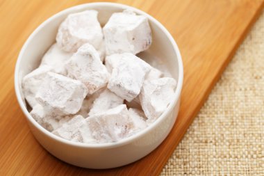 ahşap tahta üzerinde Türk şeker