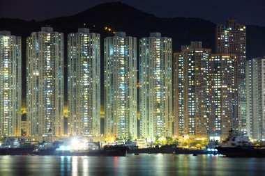 Hong Kong 'daki apartmanda.